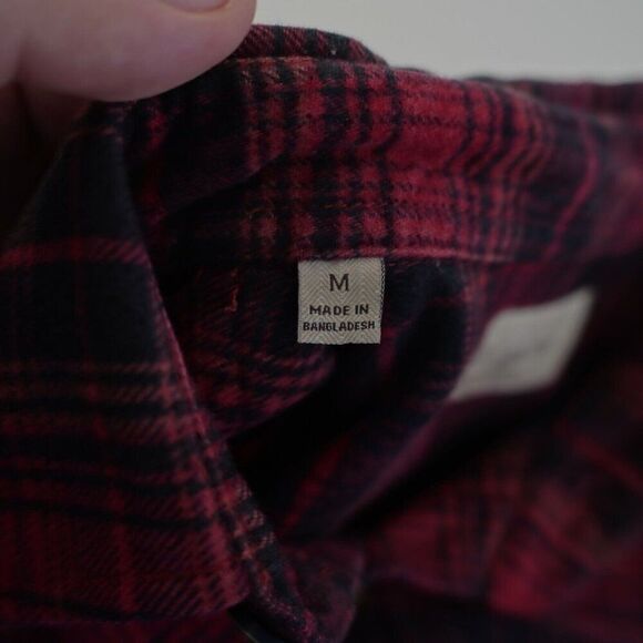 Jachs Red Red Plaid Flannel Medium Collared Dress Shirt Pocket Front - Picture 10 of 10